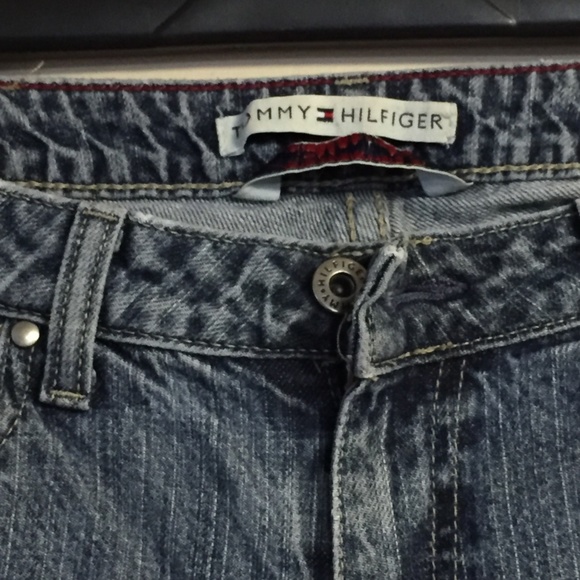 TOMMY HILFIGER BLUE BOYFRIEND JEANS, SIZE 6 - Picture 4 of 8